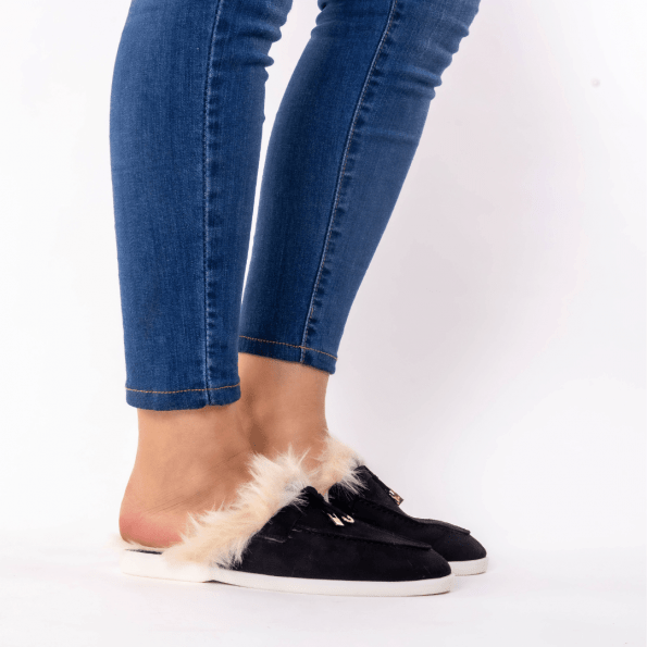 mule en noir fourure blonde