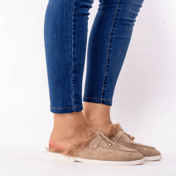 mule en beige fumé fourure brune