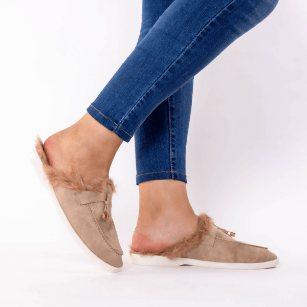 mule en beige fumé fourure brune