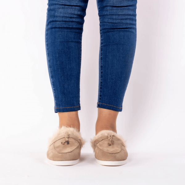 mule en beige fumé fourure blonde